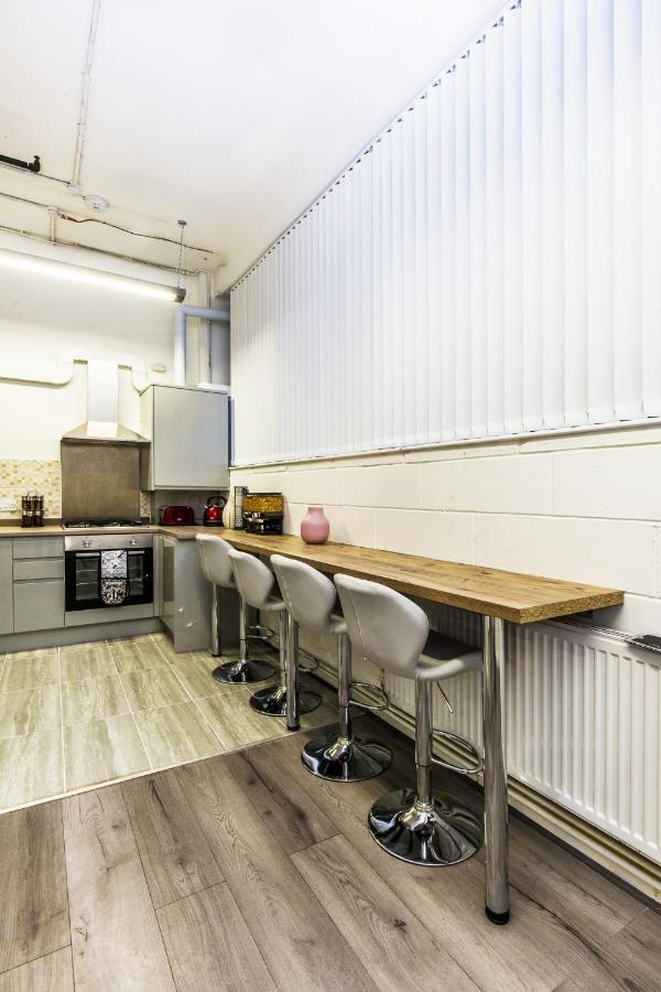 Amazing Flat With Recreational Activities For Large Families! Londen