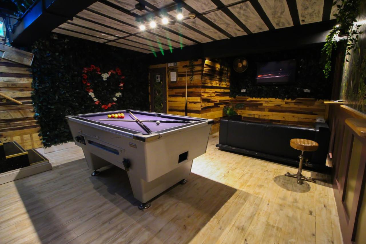 Backpackers Youth 18 - 35 Years Old Only Albergue Londres