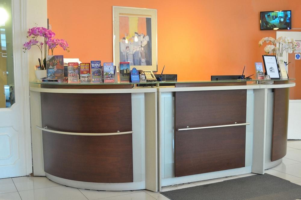 Hotel Leisure 2*
