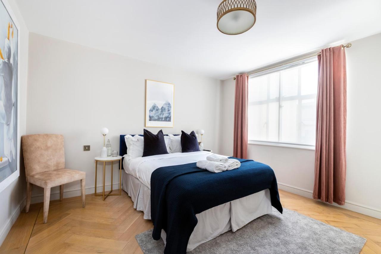 Casa Charles In Mayfair
