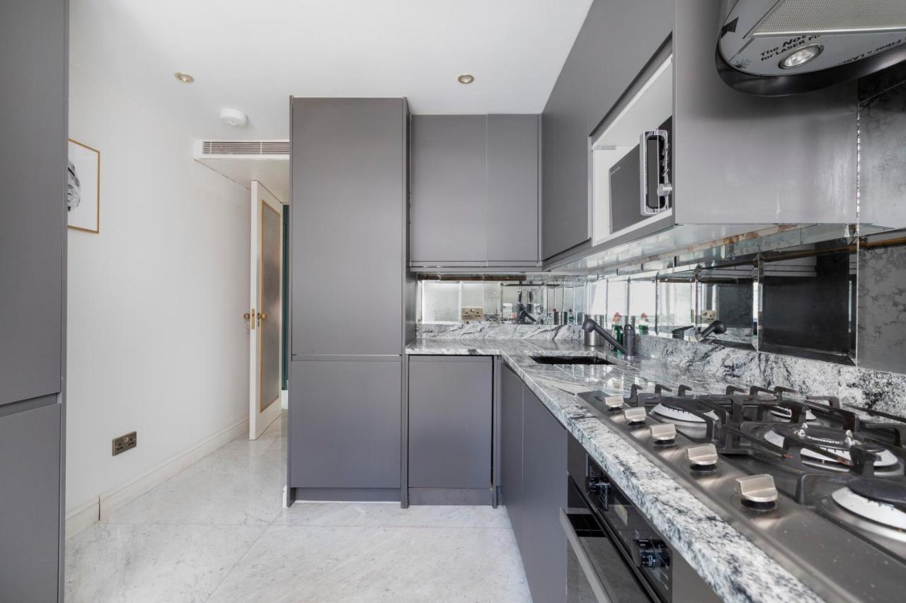 Casa Charles In Mayfair