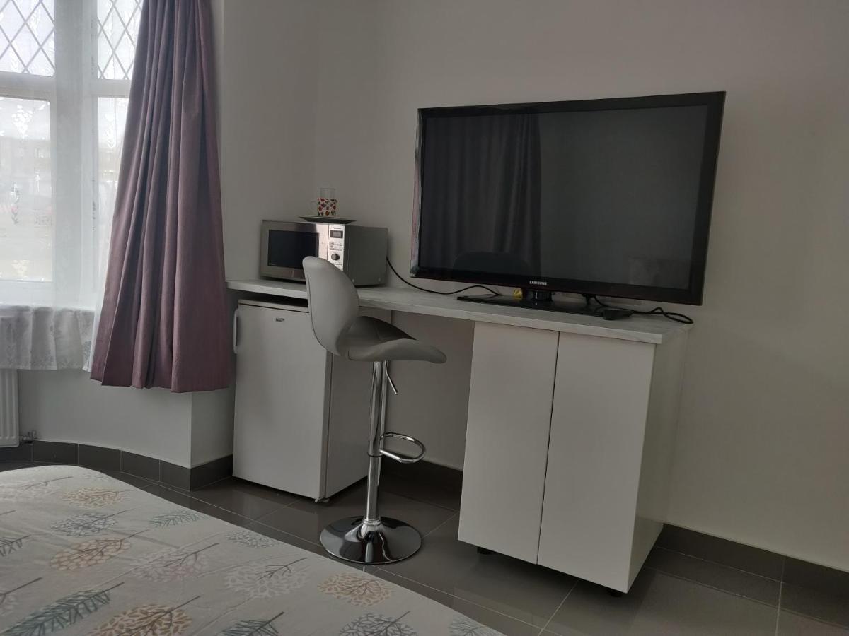 Séjour chez l'habitant Stunning Double In Harrow Wembley - Khoob House Londres