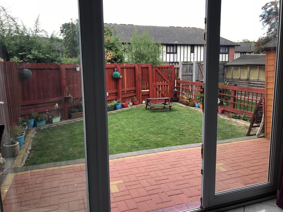 Spacious House 15min To Canary Wharf/o2/excel/central *