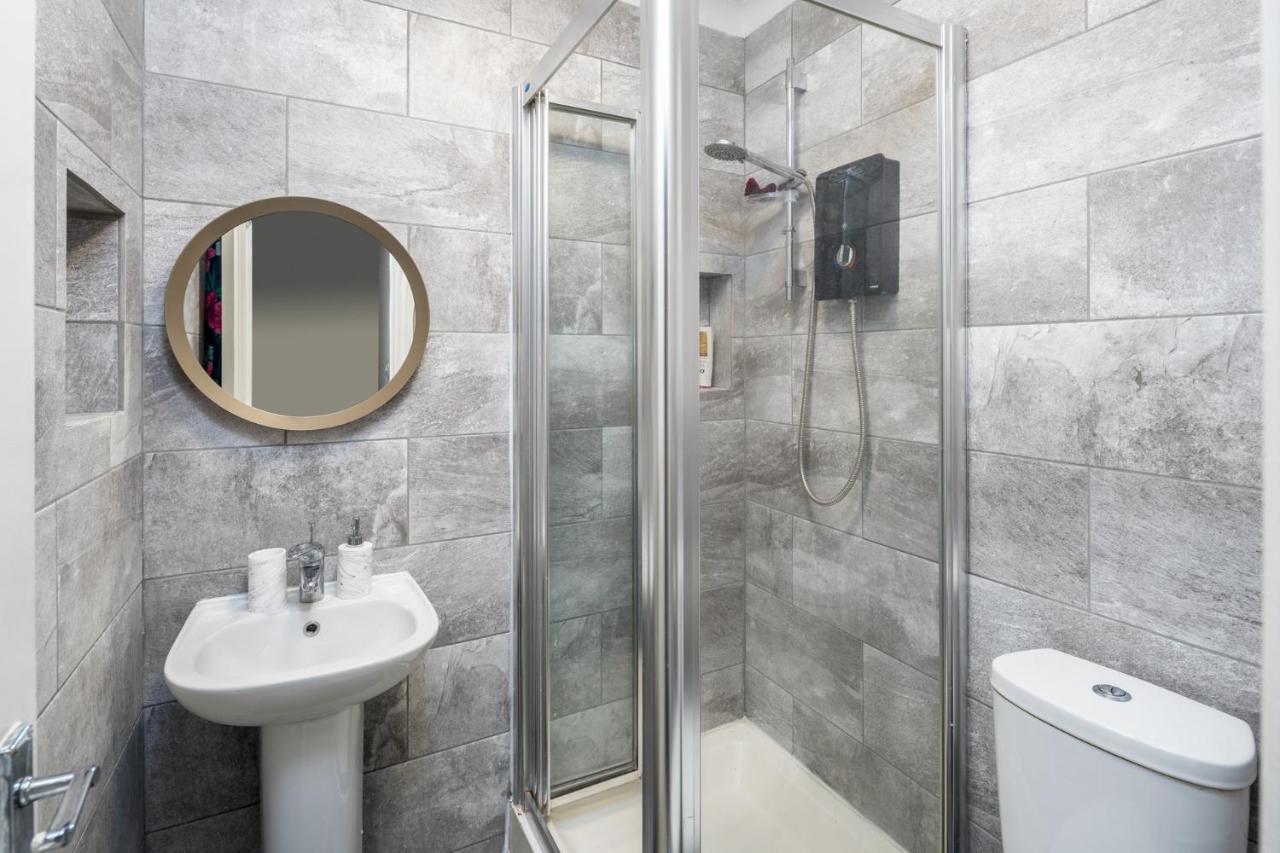 Kensington Modern Apartamento *