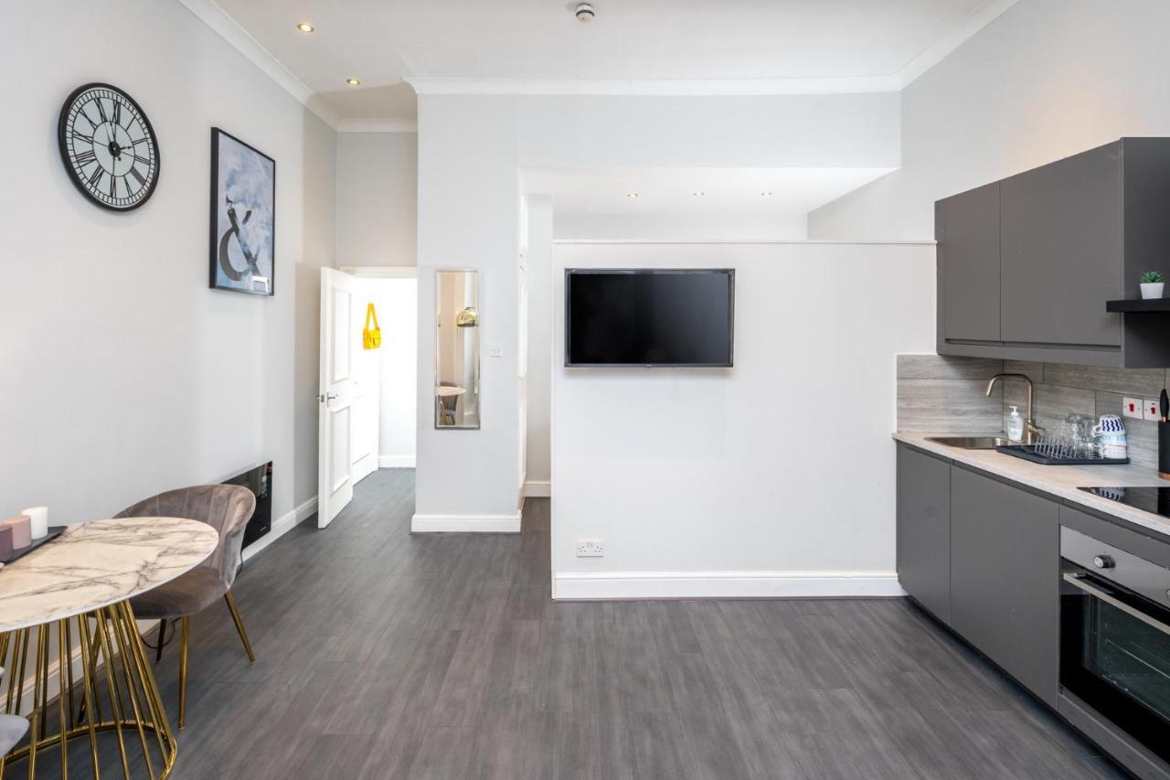 Kensington Modern Apartamento *
