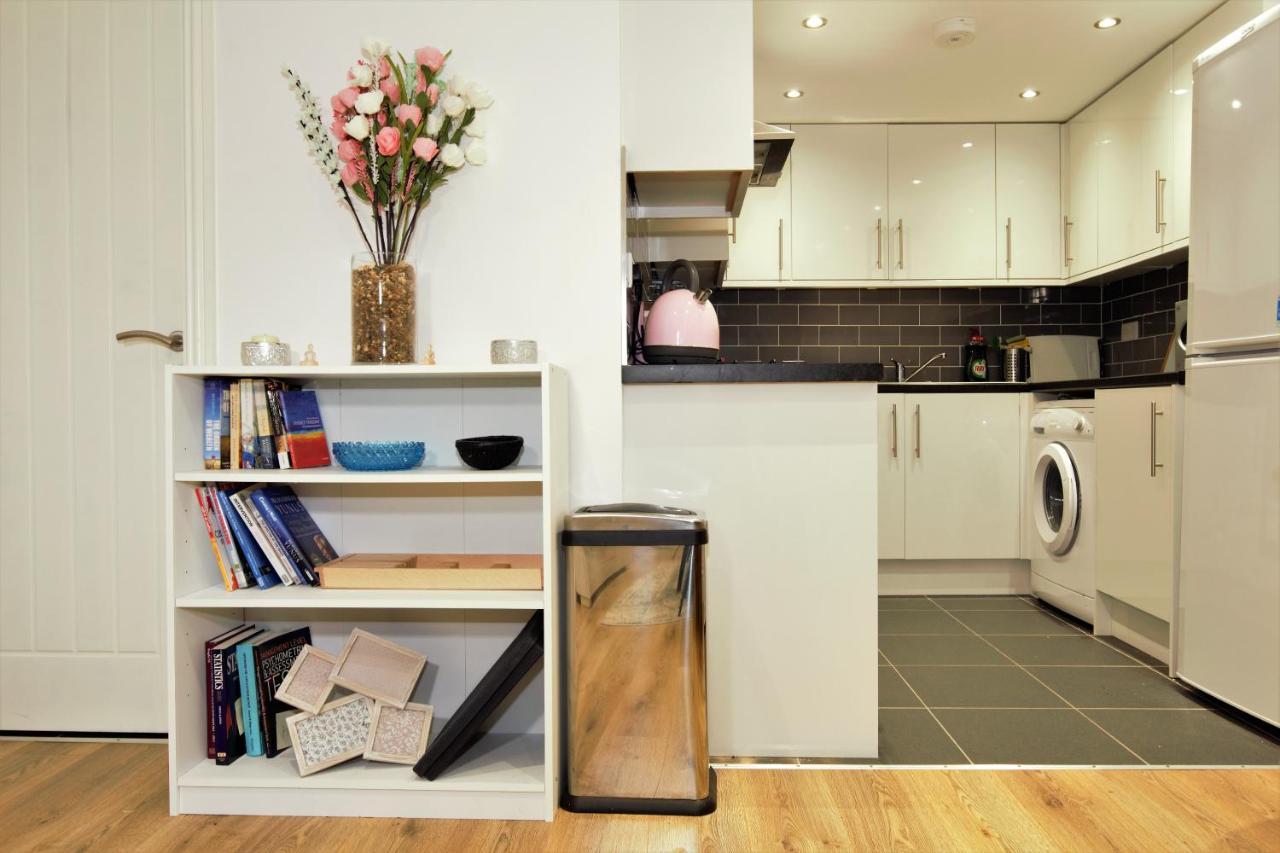 Stylish 2 Bedroom In The Heart Of Greenwich Apartamento *