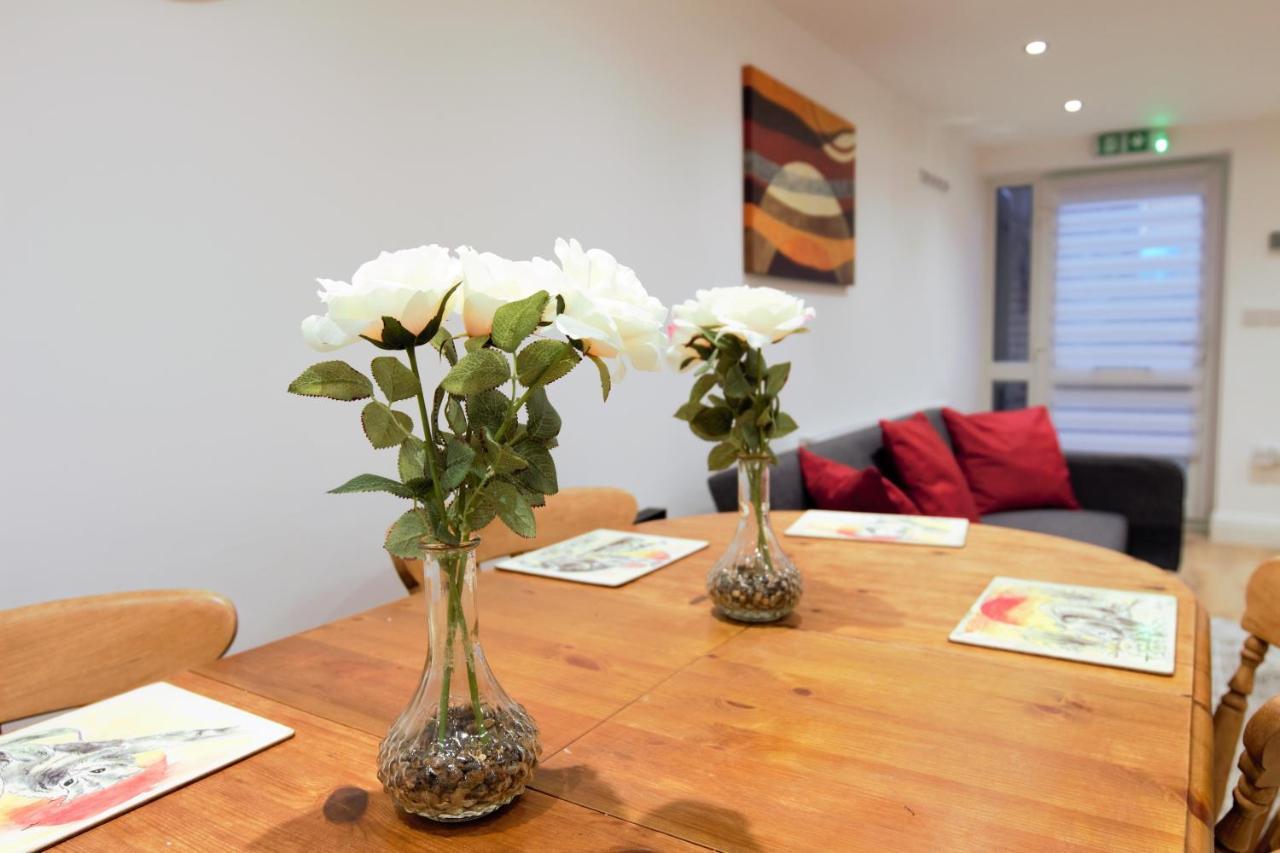 Apartamento Stylish 2 Bedroom In The Heart Of Greenwich Londres