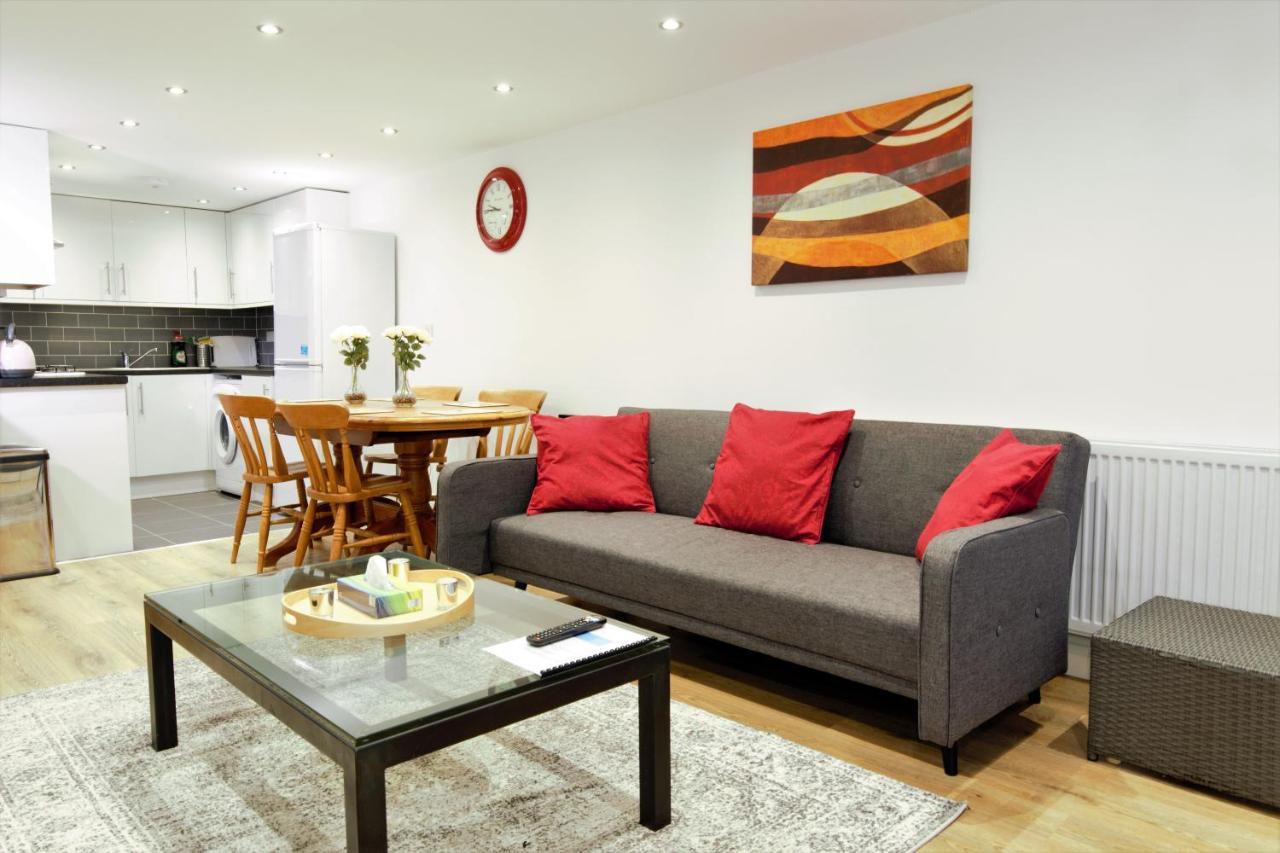 Stylish 2 Bedroom In The Heart Of Greenwich Apartamento *