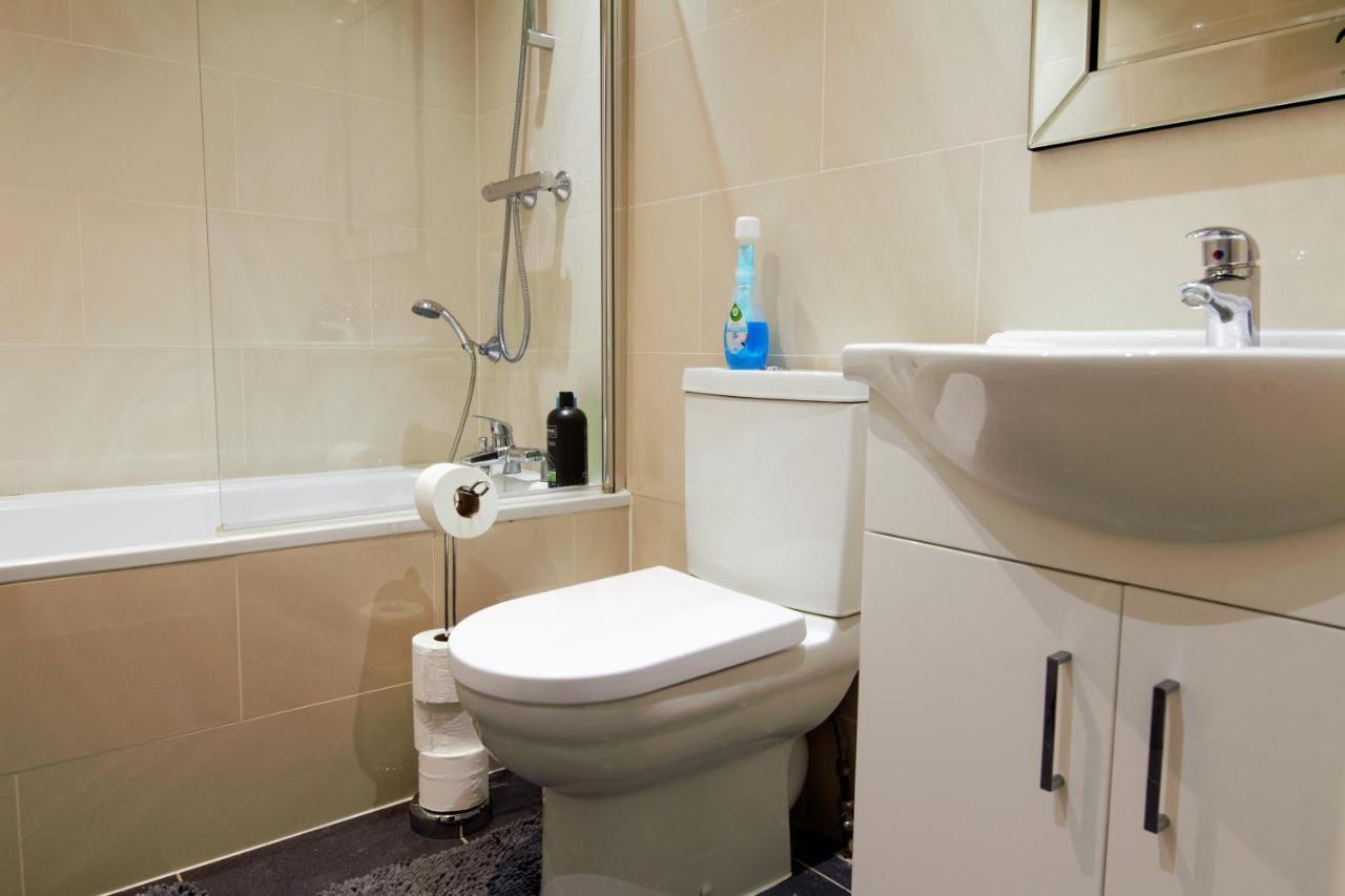 Stylish 2 Bedroom In The Heart Of Greenwich Apartamento Londres