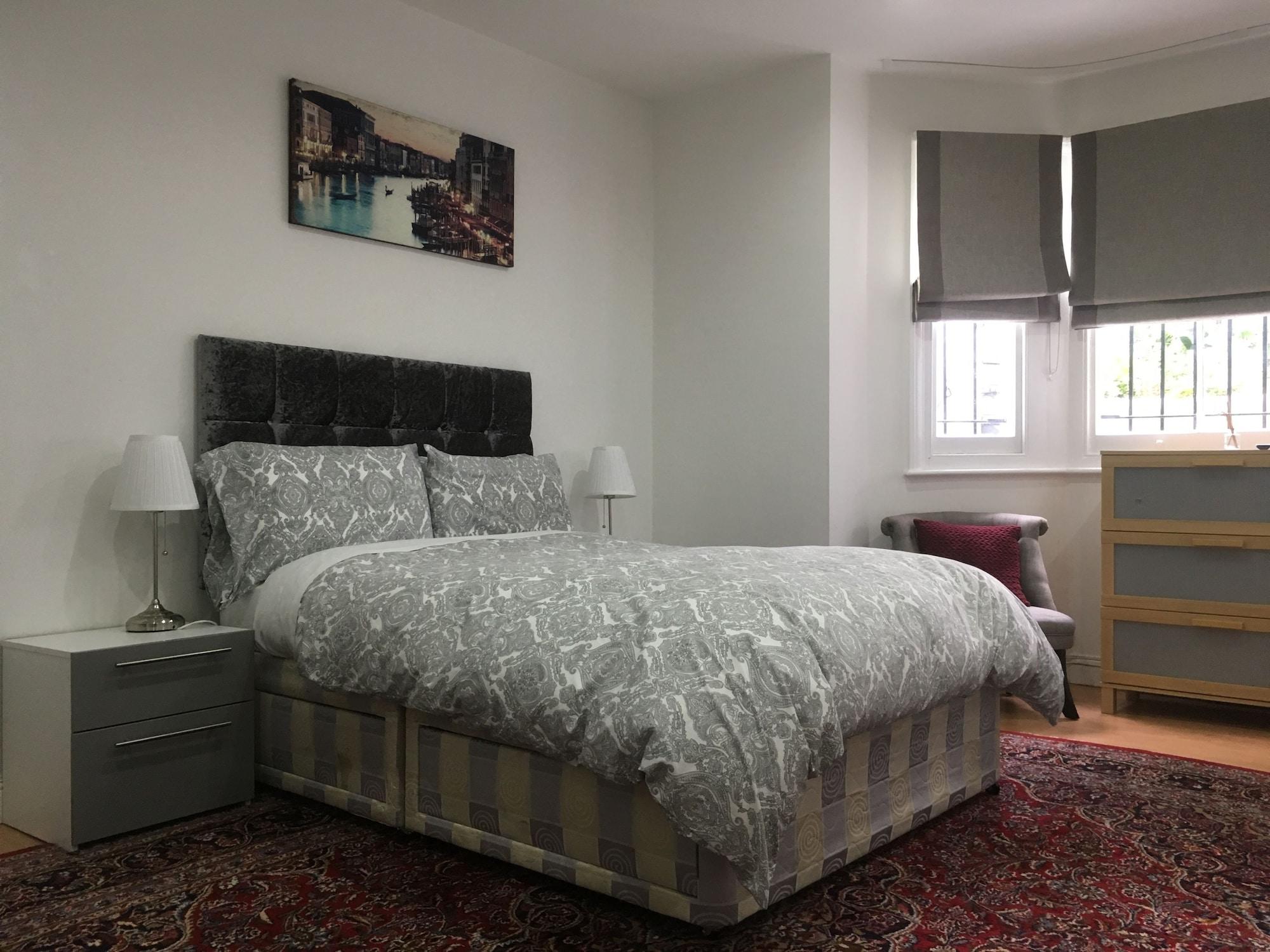 Luxurious In Kensington & Chelsea Appartement *