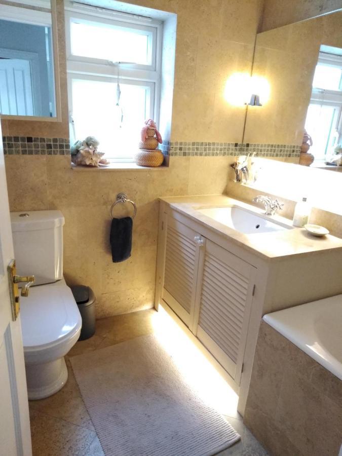 Pensión Brookview 3*