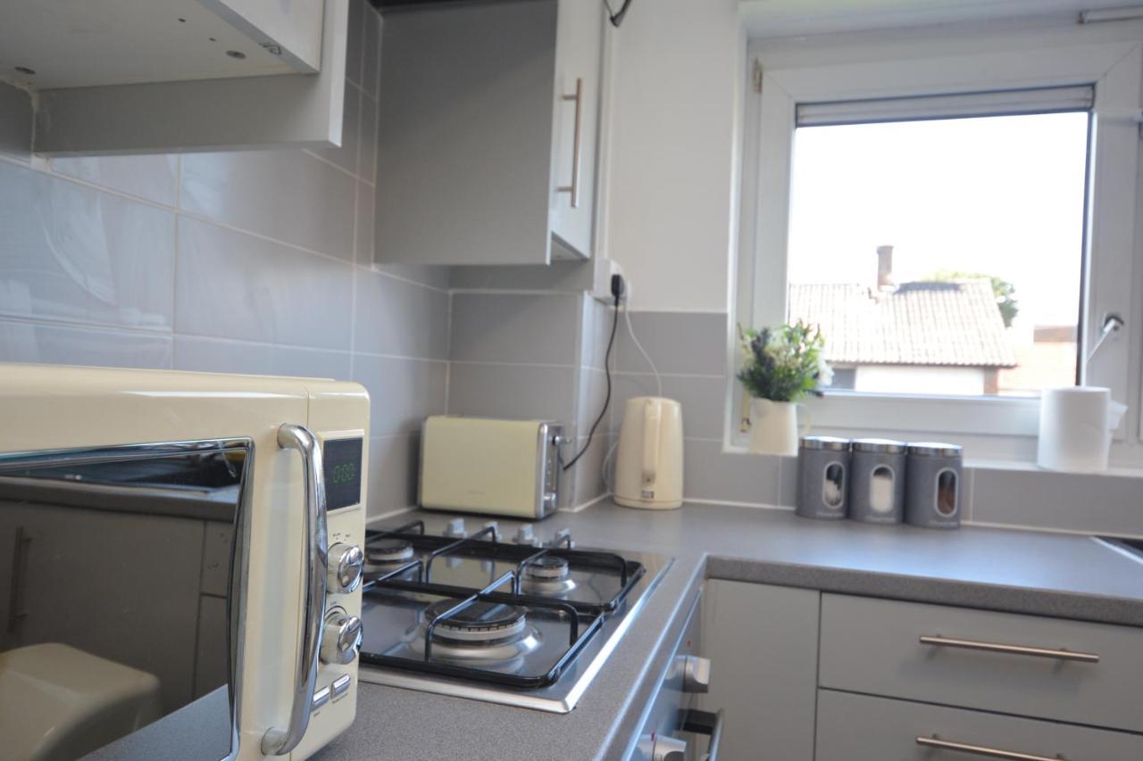 2 Bedroom Near Excel Exhibition Centre * London