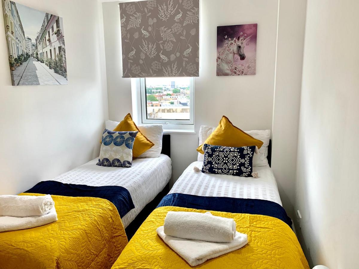 Apartamento 2 Bedrooms, Seperate Recption, Full Kitchen, Free Parking