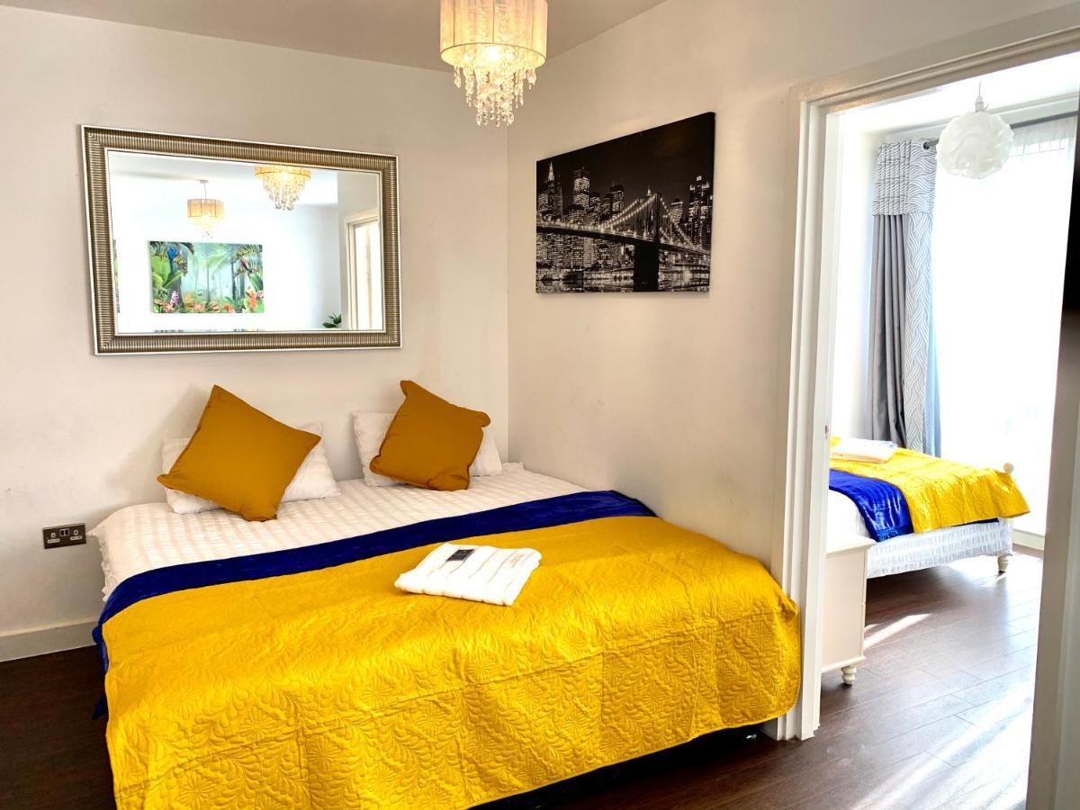 2-bedrooms Apartment, Lounge, Balcony Apartamento *
