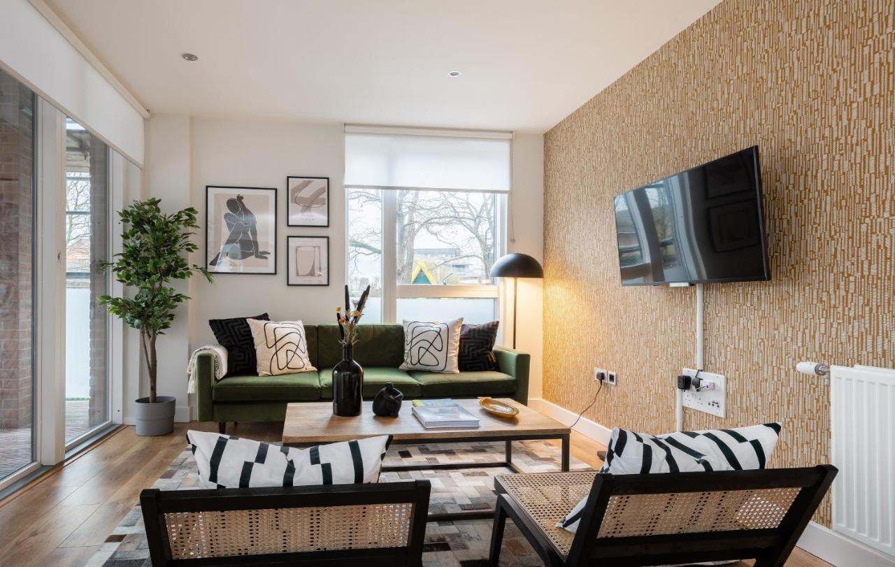 The Hoxton Docks - Modern & Bright 1bdr Flat With Study & Balcony *