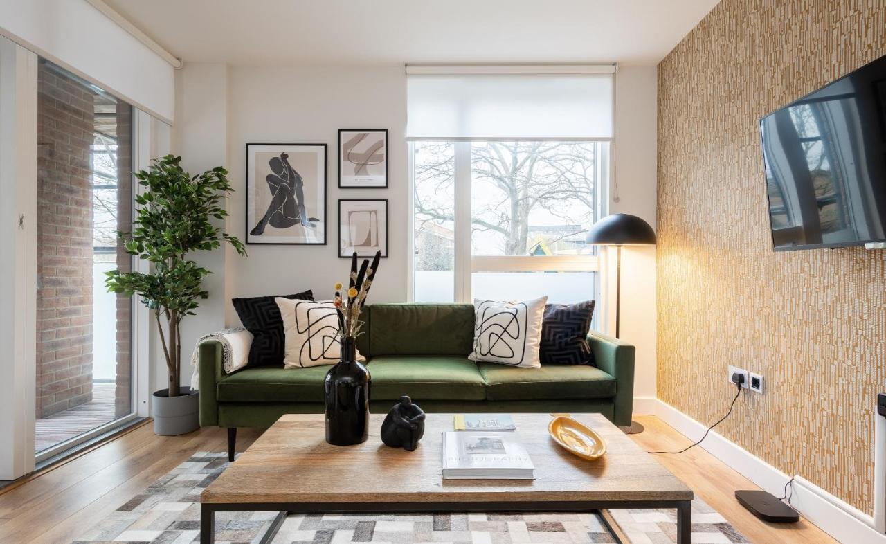 The Hoxton Docks - Modern & Bright 1bdr Flat With Study & Balcony *