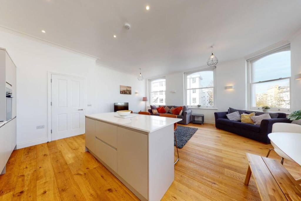 Superb 2 Bed Flat Camden 5 Min Walktube Station Apartment London