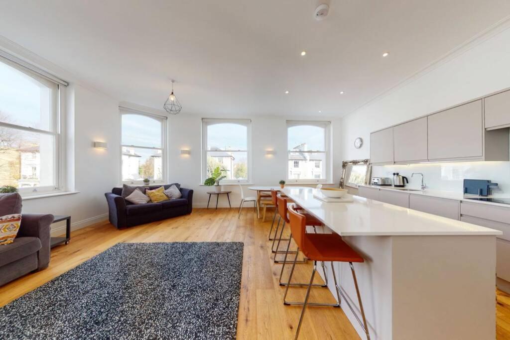 Apartment Superb 2 Bed Flat Camden 5 Min Walktube Station
