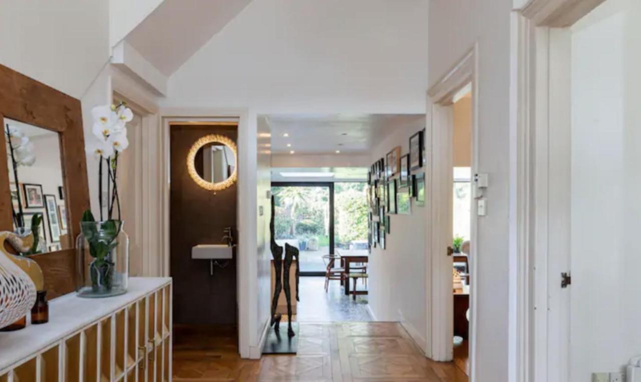 Hébergement de vacances Stunning 5 Bed House With Private Garden Londres