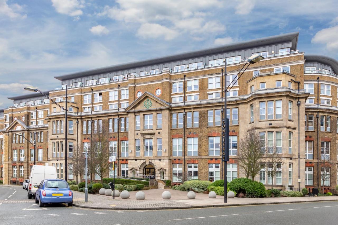 By Rehoboth - Building Xxii - Royal Arsenal * Londen