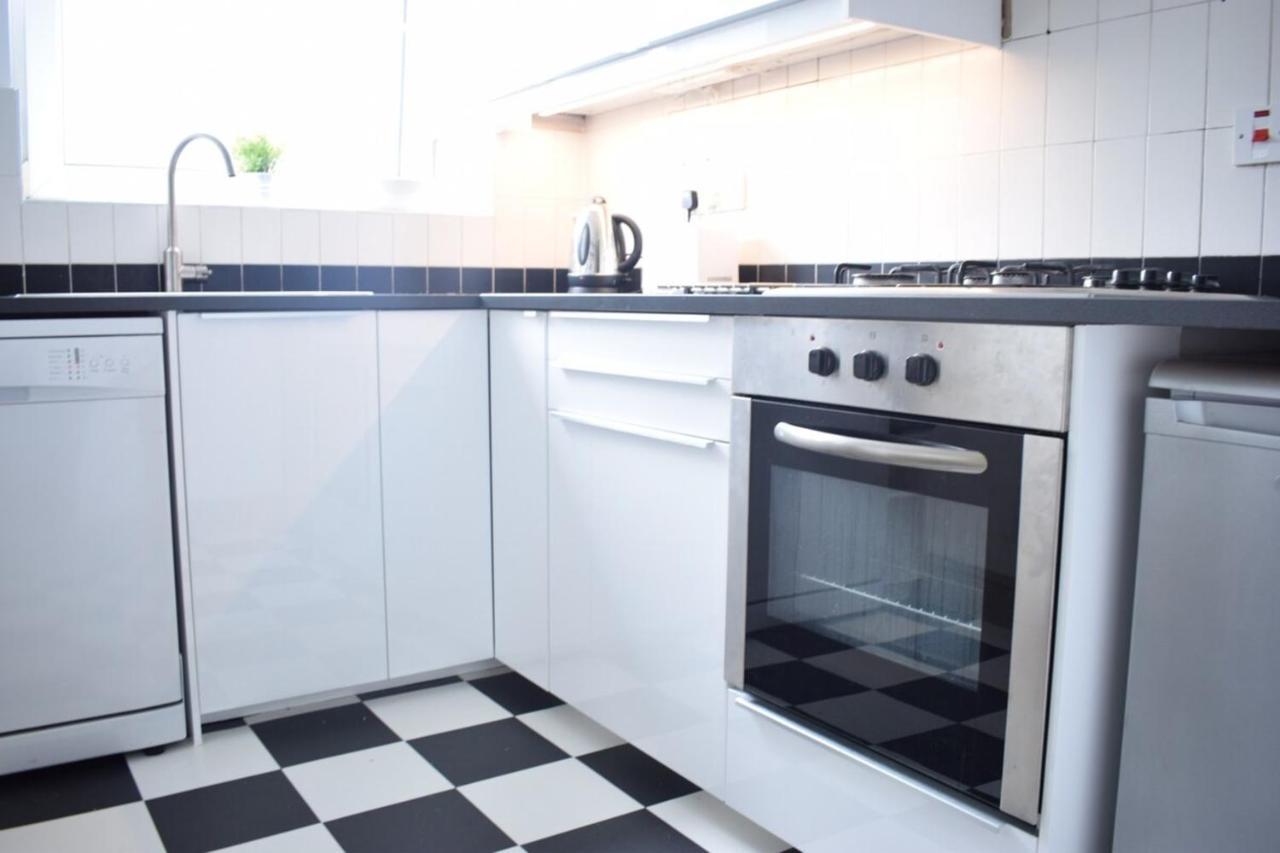 Spacious 2 Bedroom Flat In Beautiful Maida Vale *