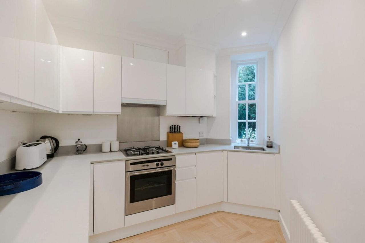 Bright And Leafy 1 Bedroom Flat In The Heart Of Chelsea Apartment