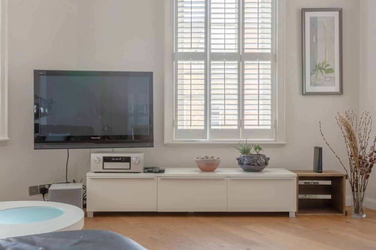 Fantastic 2 Bedroom In Apartamento