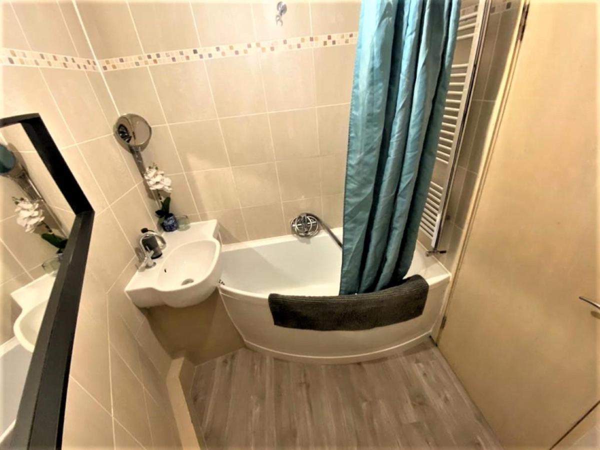 Apartment Beautiful With Terrace Near Kentish Town London