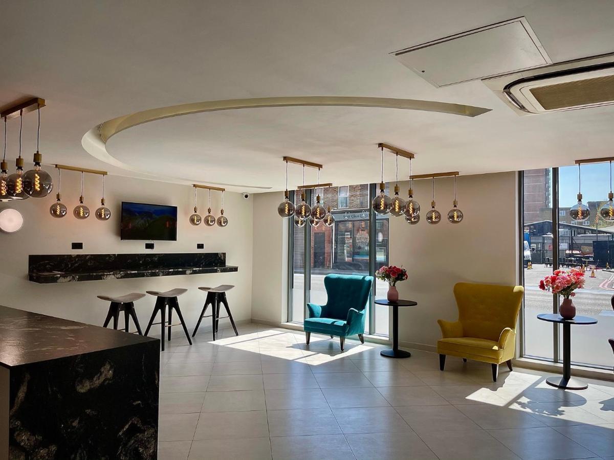 Apart-hotel Axiom Park