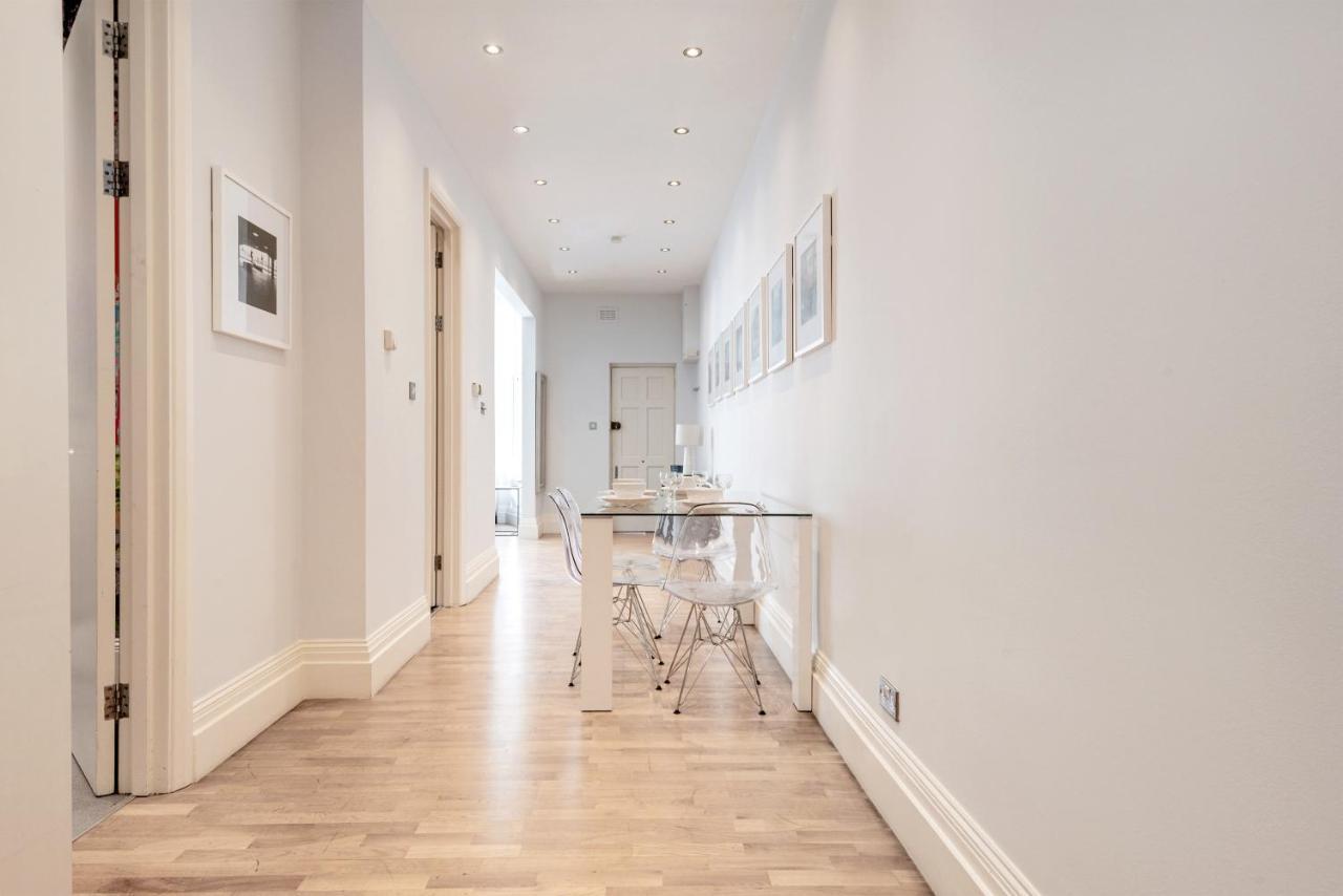 Stunning Near Earl's Court By Underthedoormat * London