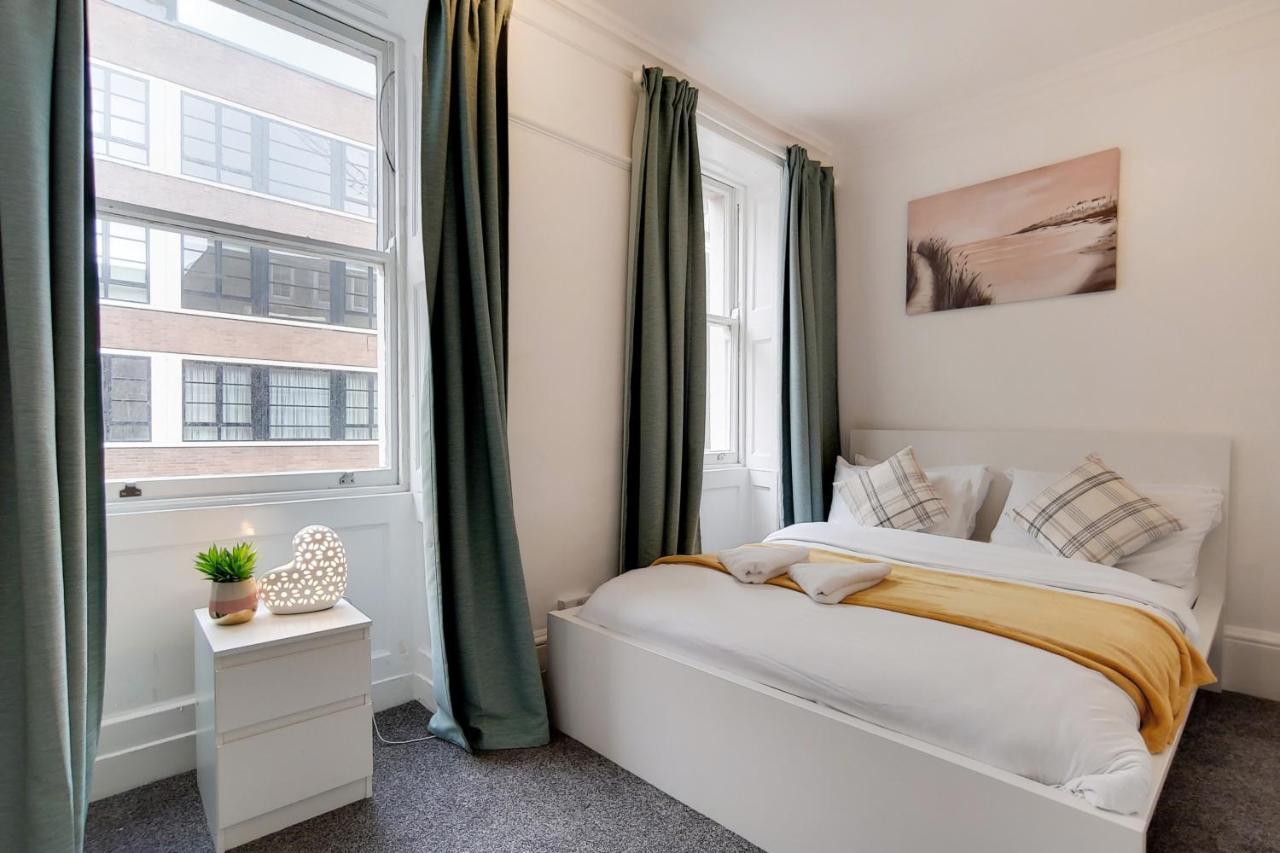 Hospedagem domiciliar Mayfair Park Londres