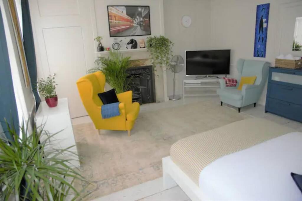 Fabulous Duplex Flat In Covent Garden - 2 Bedroom Apartment