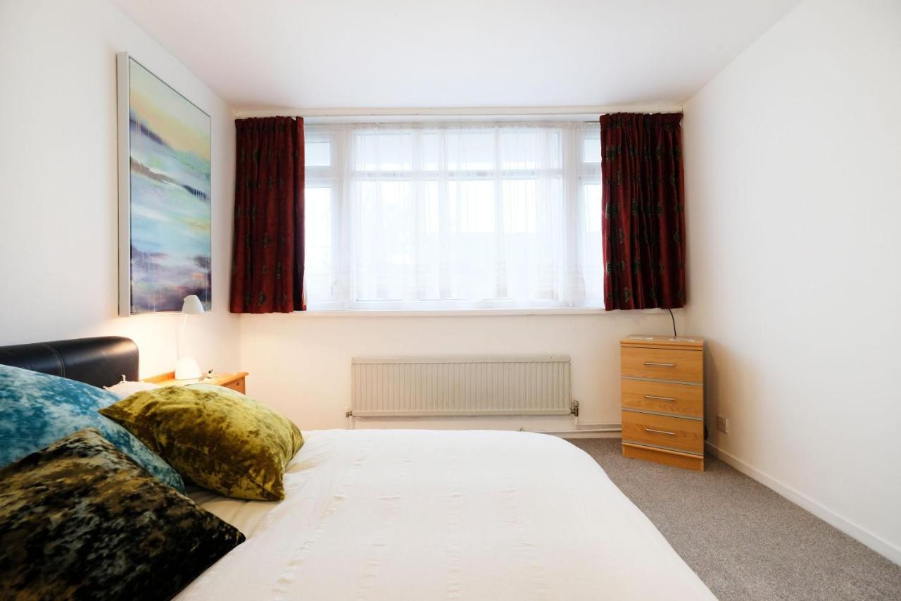 Pass The Keys - Beautiful Flat With Balcony In Swiss Cottage, * Londres
