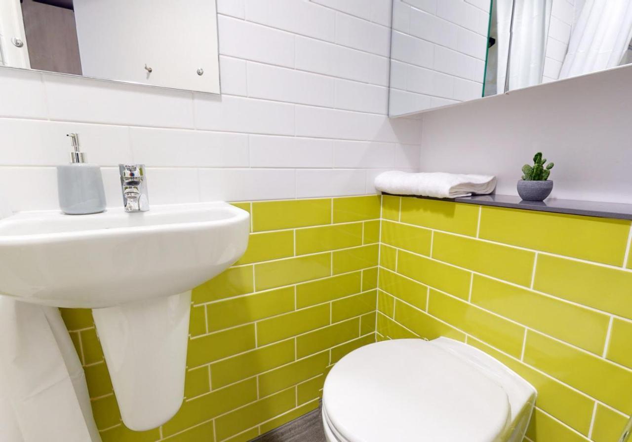 Stunning Aldgate Studio - Free Wifi And Gym! - Iq Aldgate Apartment
