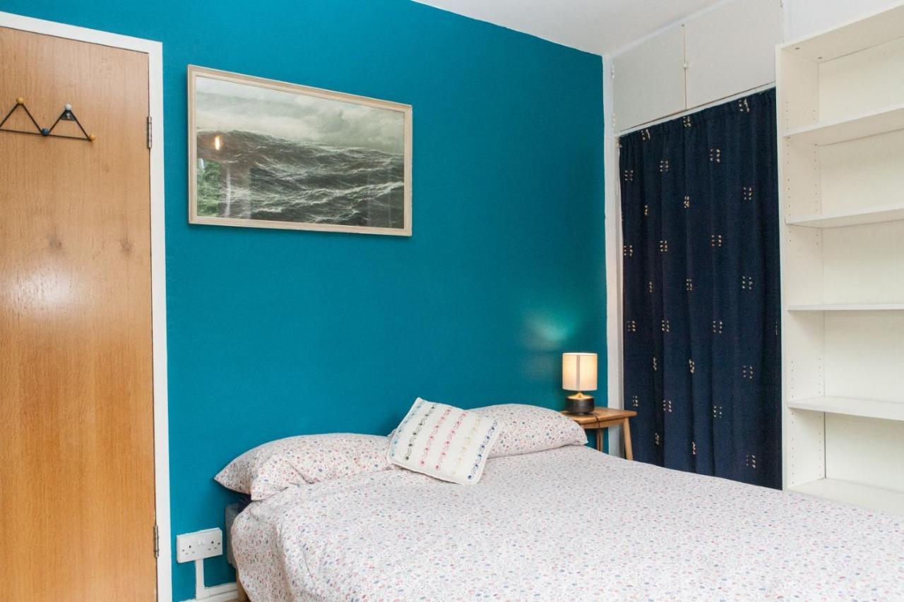 Pass The Keys Spacious Kennington Apartment, 4 Mins From Station *