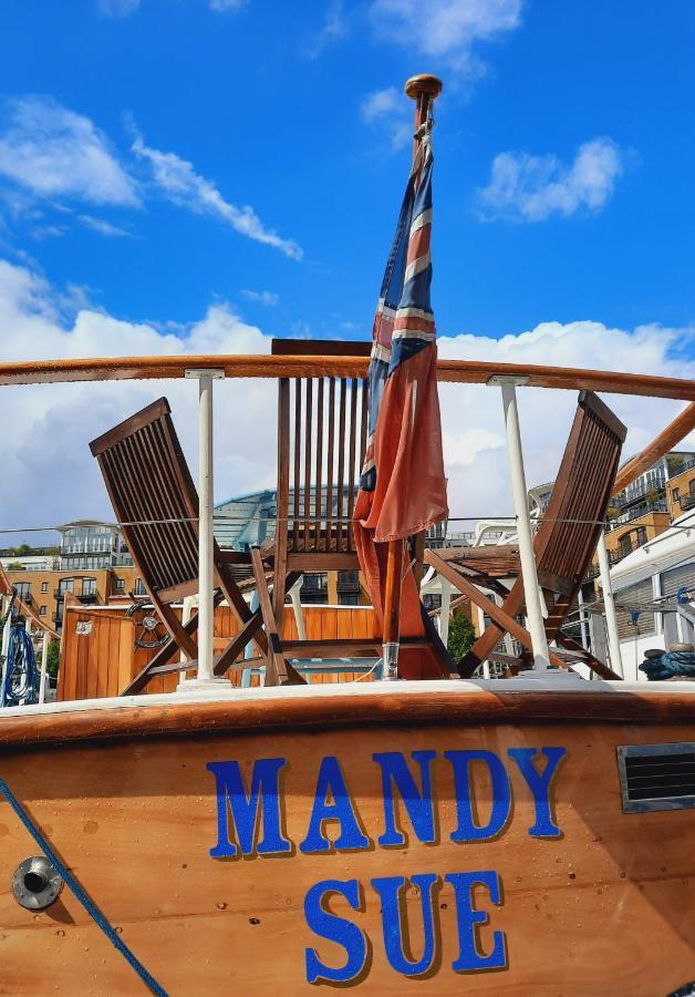 Bateau-hôtel Mandy Sue