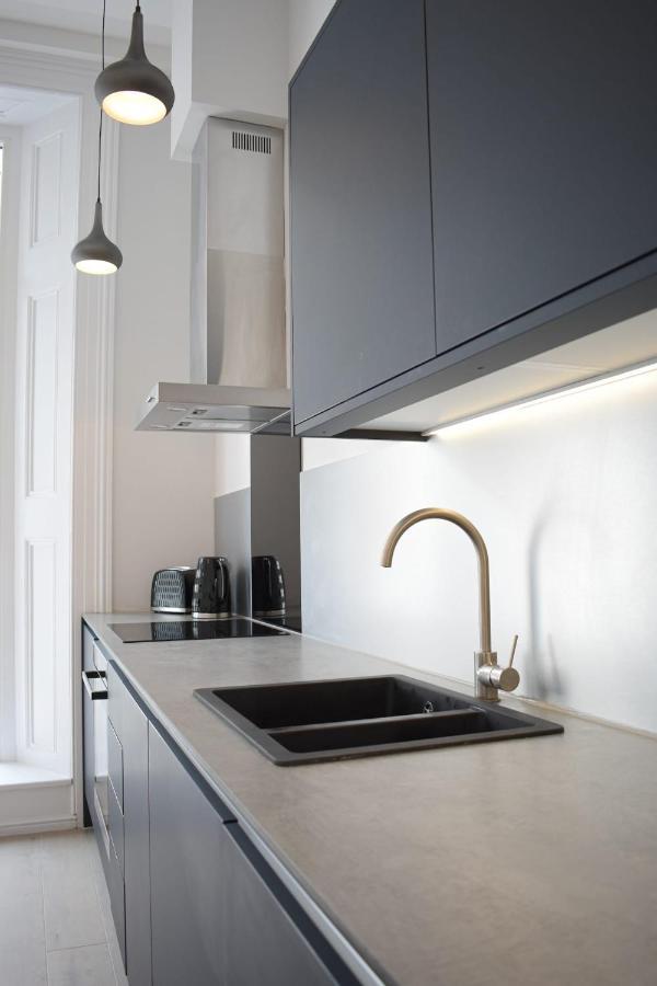 Queensberry Place By Stayo *