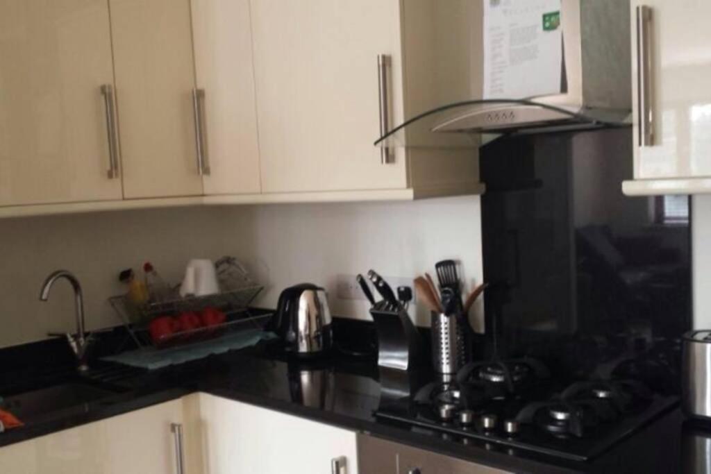 Apartment Charming Flat In Golders Green With Parking Space *