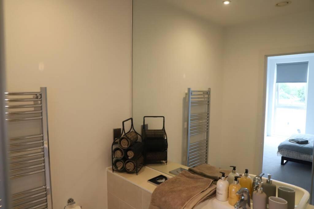 Apartment Beautiful 2Bed Apartment 5 Mins From London Bridge.