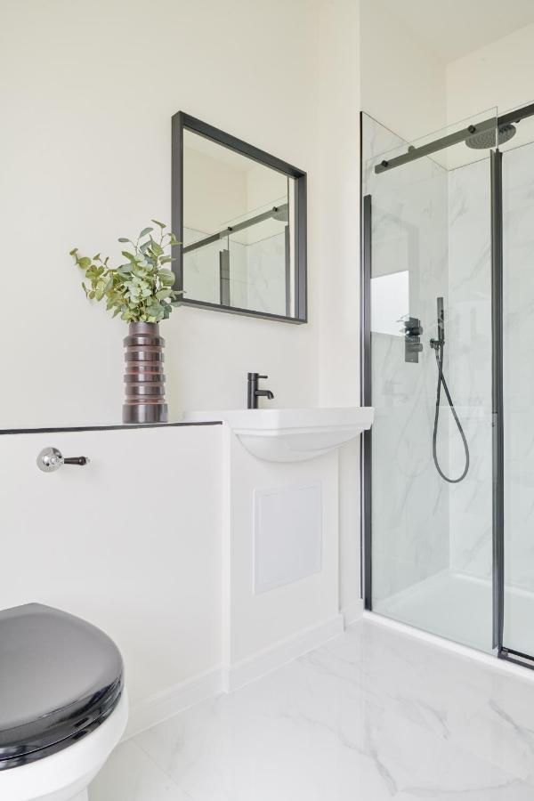 The Prince Hotel Vauxhall, Sonder By Marriott Bonvoy Hotel London