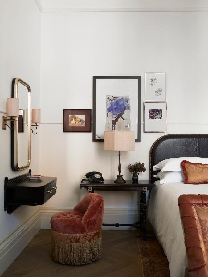 Hotel Nomad