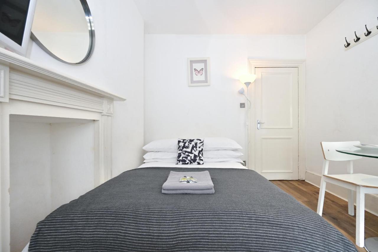 Stylish Central Soho Studio's Apartamento *