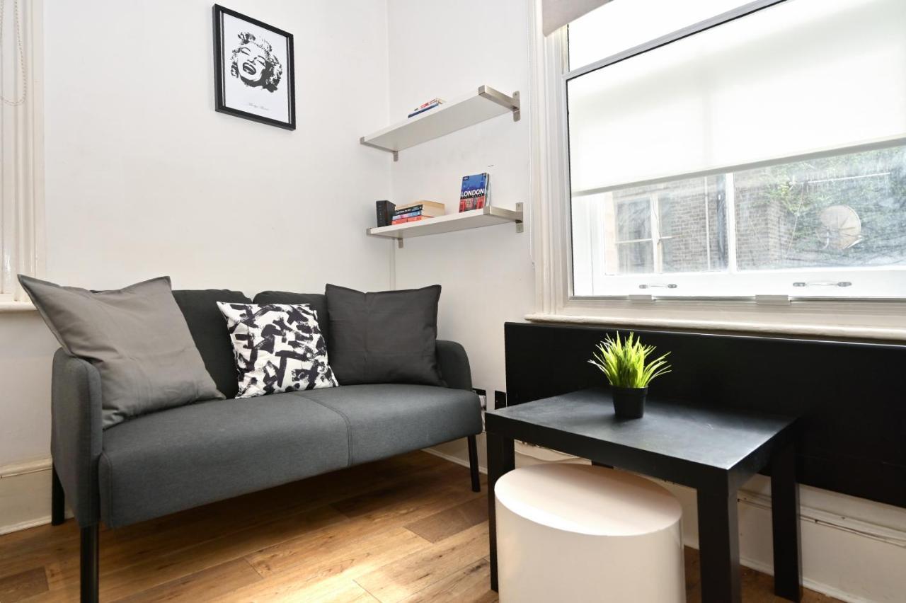 Stylish Central Soho Studio's