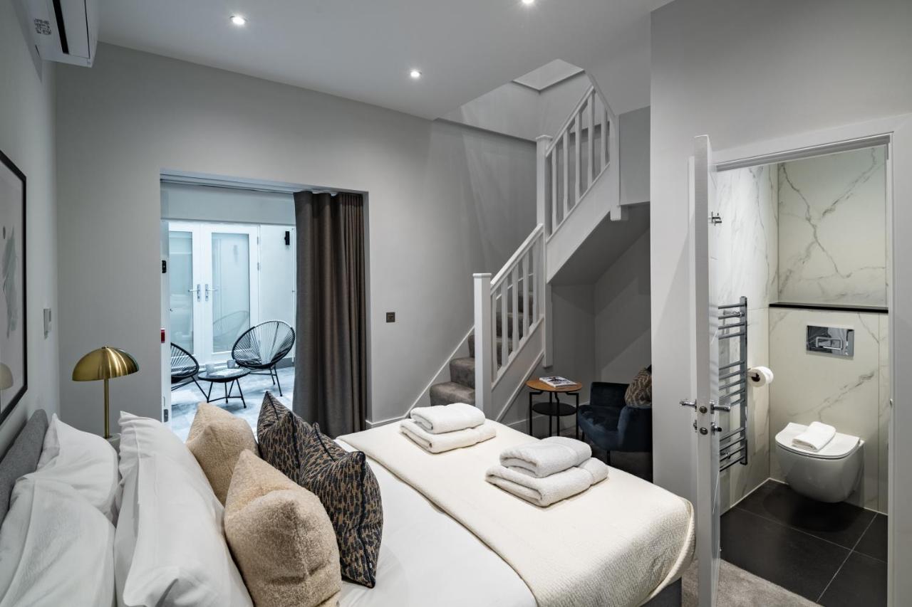 Queensberry Place By Stayo