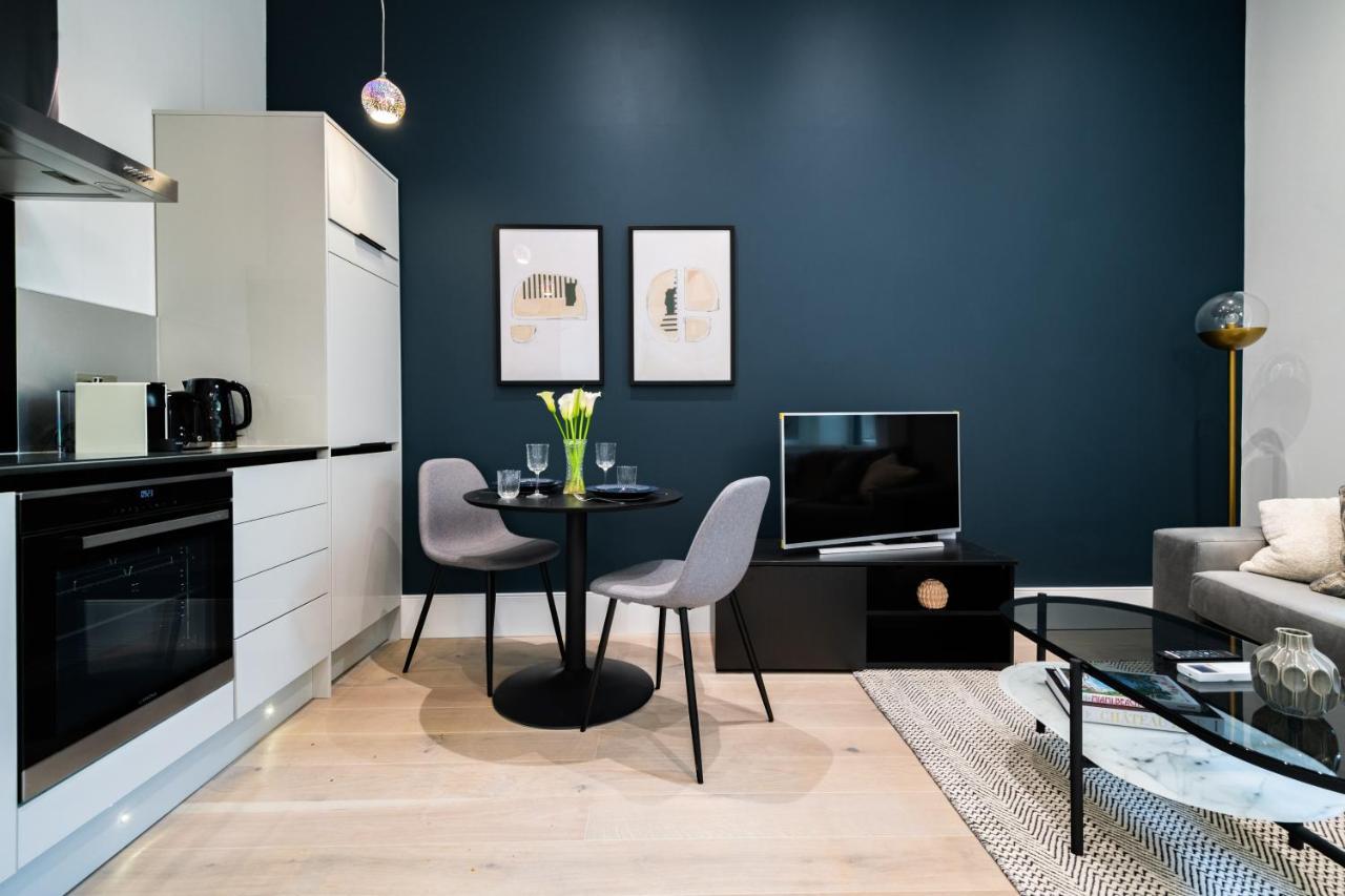 Queensberry Place By Stayo Apartamento *