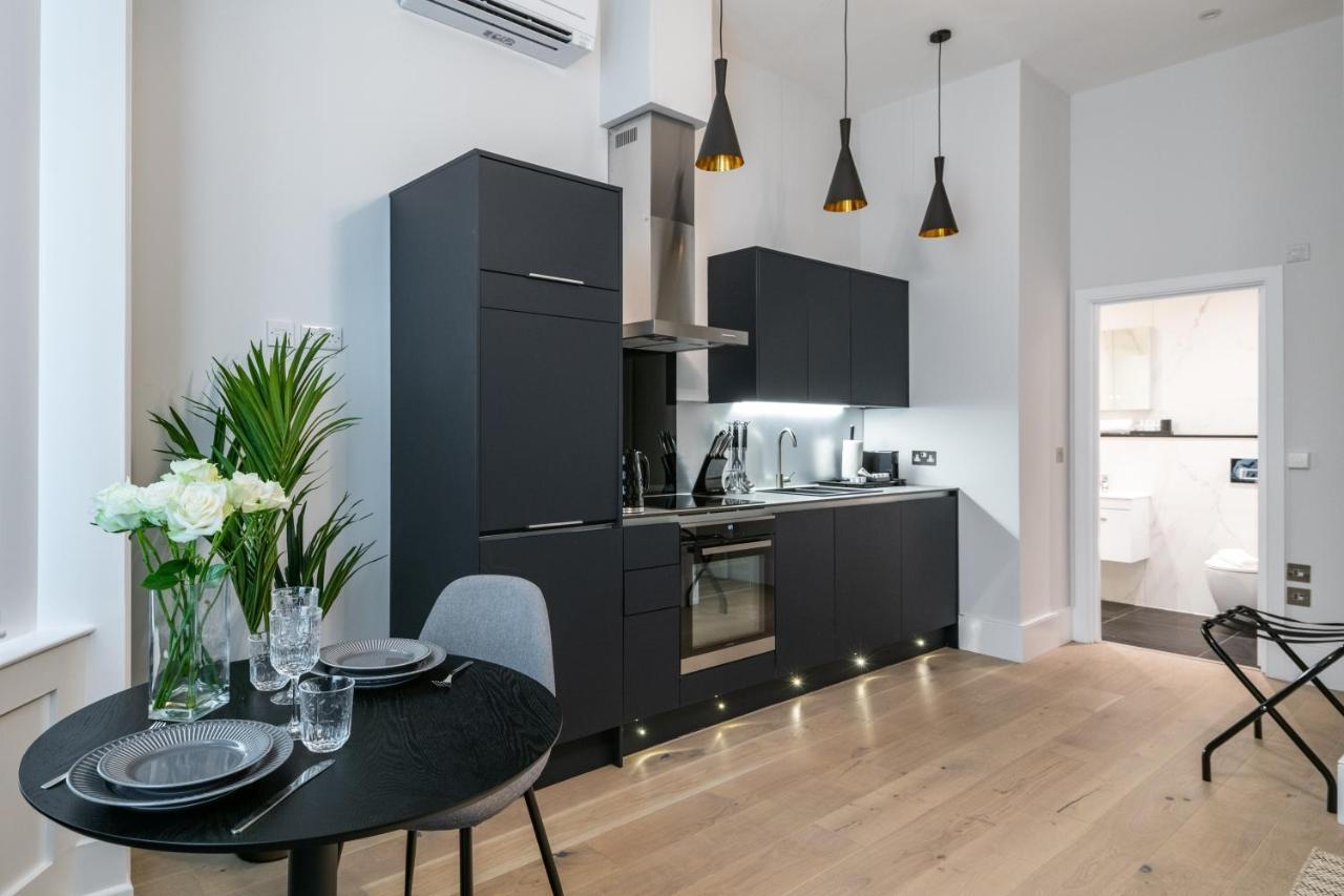 Queensberry Place By Stayo Apartamento *