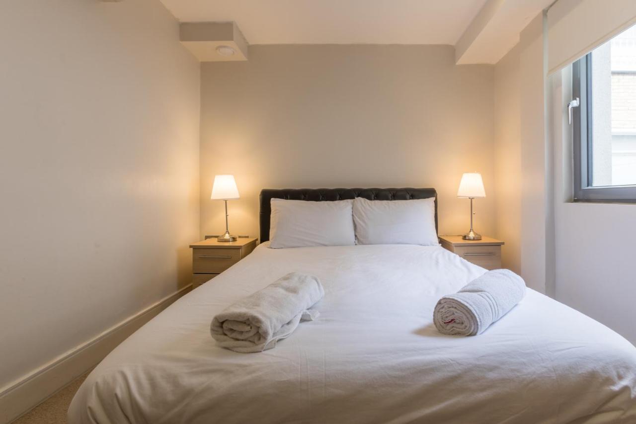 Modern 2 Bed 2 Bath With Outdoor Space Hyde Park Apartamento Londres