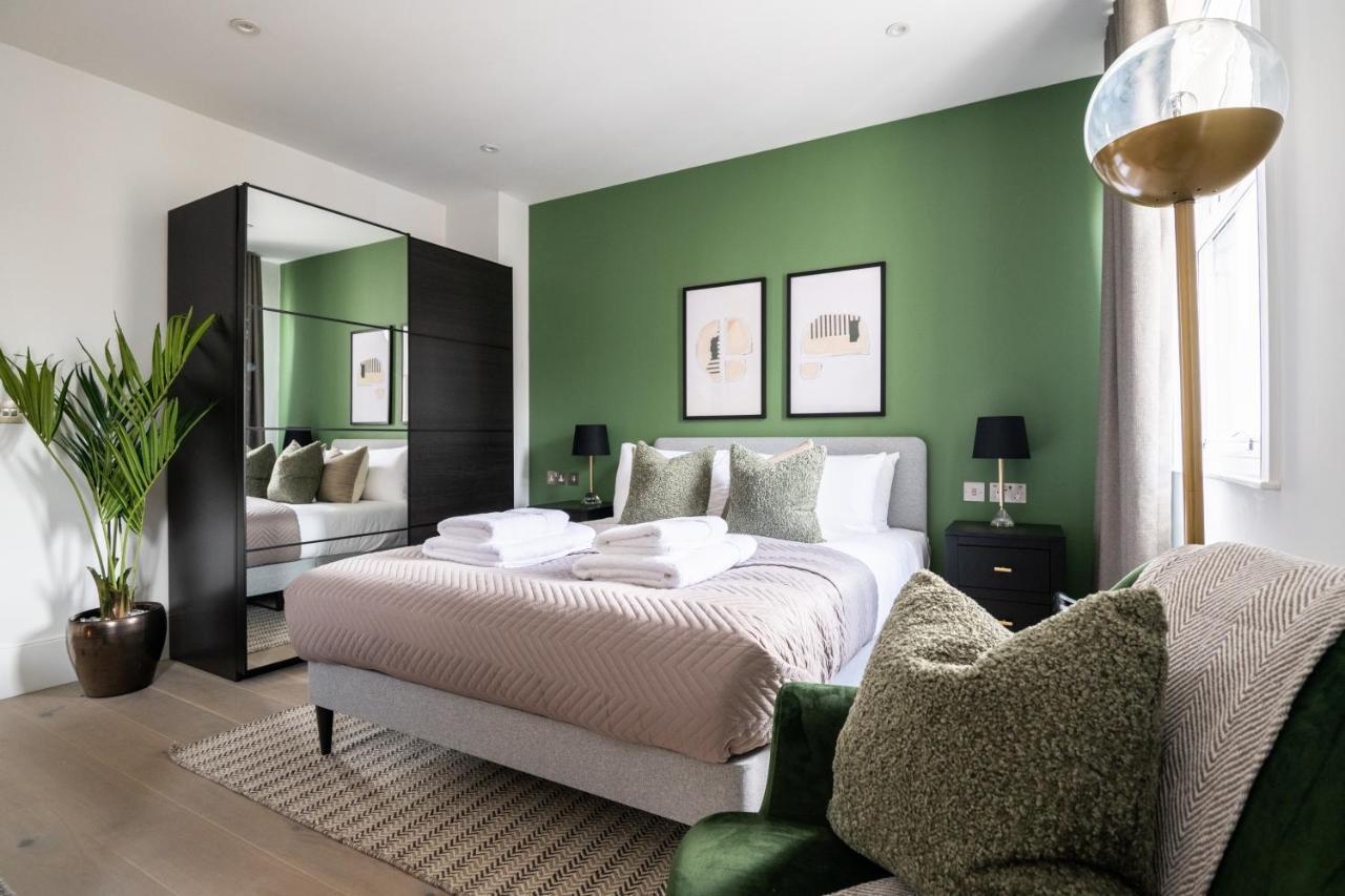 Queensberry Place By Stayo