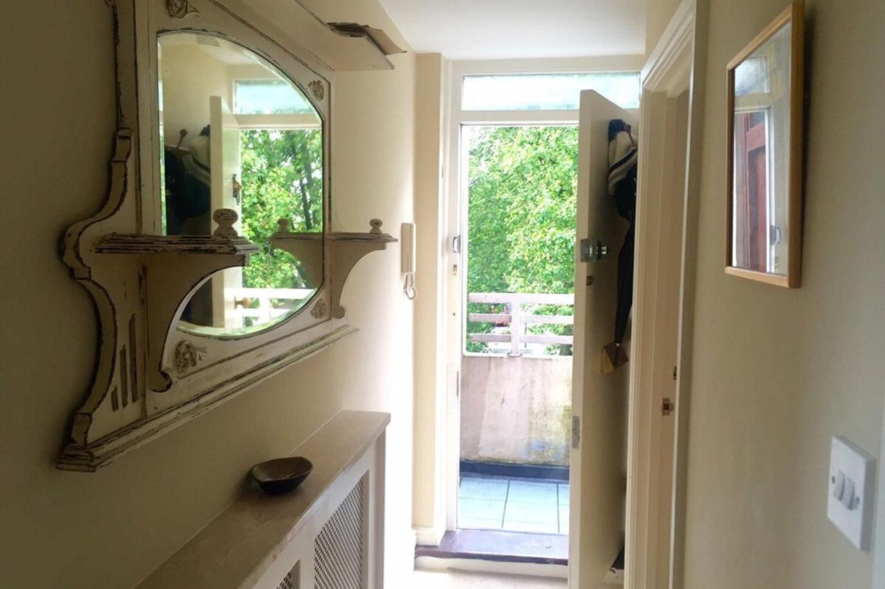 Apartamento Lovely 2 Bedroom On The Corner Of Portobello Road Londres