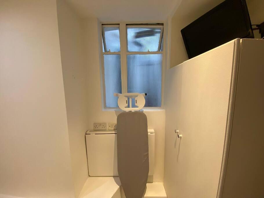 F2- Basement Fits 1 Near Paddington Apartamento *